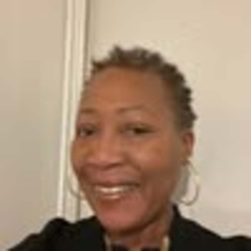Meet your Posher, Sandi